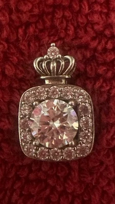 Pingente de diamante cultivado em laboratório de TIC platina acima de 925 SS passa no testador de diamante - Imagem 1 de 4