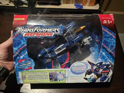 Transformers Armada THUNDERCRACKER Figure w/ Zapmaster Mini-con 2002 Hasbro NEW - Image 1 of 4