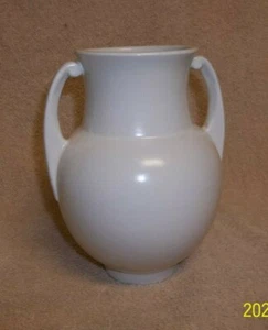 VASO VINTAGE ROSEVILLE DOPPIO MANICO "MODELLO AVORIO EARLAM" 6 1/4" - Foto 1 di 12