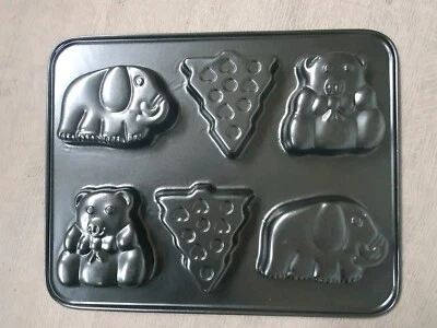 Tchibo Figuren-Backblech Kuchen Teddybär  Tannenbaum Elefant  Backform Förmchen - Bild 1 von 2