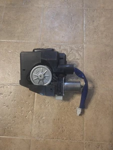 Toyota RAV 4 22-2024 LIFT GATE HATCH BACK Latch Power Lock OEM 69350-42111 RAV4 - Picture 1 of 9