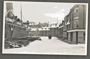 CXF Kestin frühe Postkarte, , Schiff am Dock, Cove Row, Weymouth - Bild 1 von 1