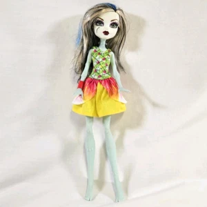 Monster High bambola Frankie Stein 2008 capelli blu striati - Foto 1 di 10