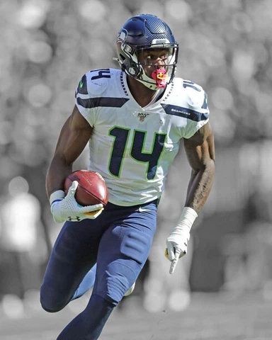 Seattle Seahawks DK METCALF Glossy 8x10 Photo Spotlight Football Print Poster Cover