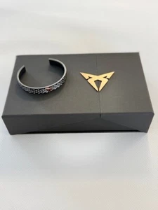 Exklusives original CUPRA Armband – mit Kupfer-Logo, inkl. Geschenkbox OVP - Bild 1 von 3