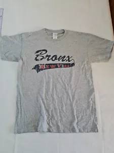 Mens Tshirt Gildan Bronx New York Size M Grey N.o 2946 - Picture 1 of 10
