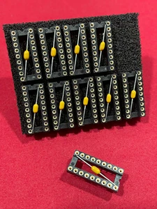 Presa 18 pin DIP/DIL 0,3" con condensatore bypass/disaccoppiamento 100nF confezione da 10 - Foto 1 di 8