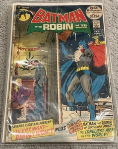 1972 Batman 239 Christmas Cover Batman Santa Beard - Rare (Bagged / Boarded) - Picture 1 of 6