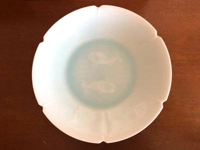 Japanese Kaiji Tsukamoto celadon porcelain plate by National Human Treasure - Image 1 of 4