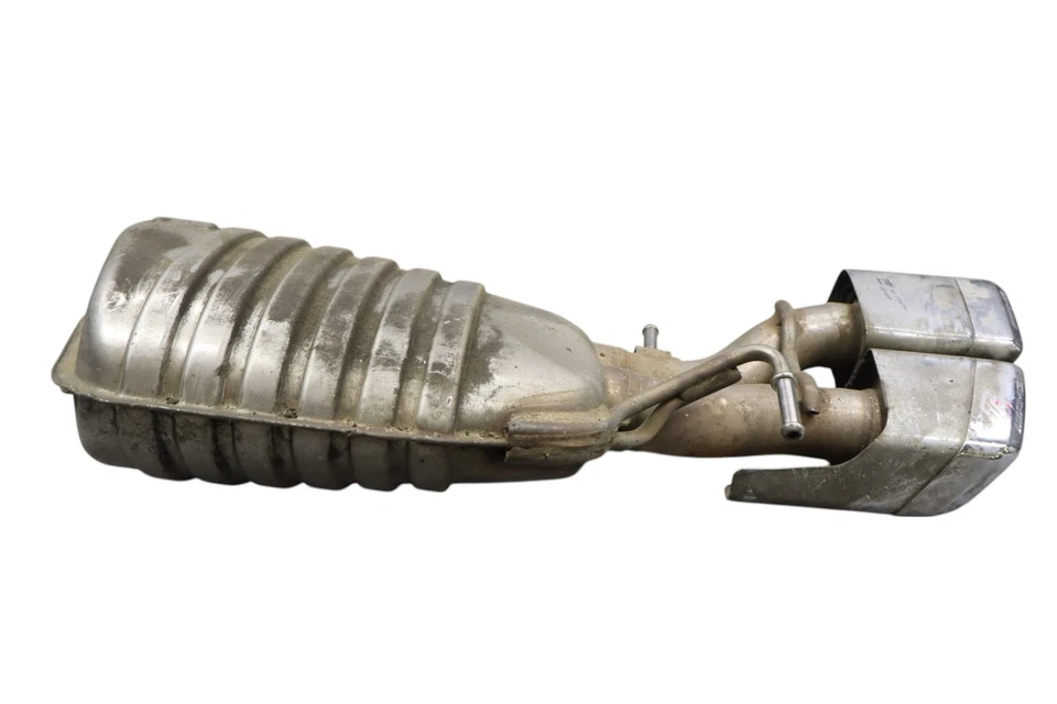 Silenciador escape lado conductor izquierdo mercedes w218 cls63 e63 amg 12-18 oem Foto 1 de 4