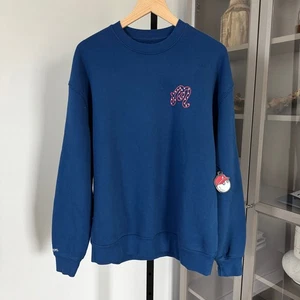 Malbon In Golf We Trust blau Rundhalsausschnitt rot Schrift Logo Brust Sweatshirt S Amerika - Bild 1 von 7