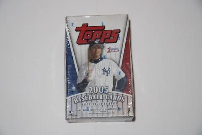 2005 Topps Series One Major League Baseball Jumbo Box 420 Cards FACTORY SEALED - Image 1 of 4
