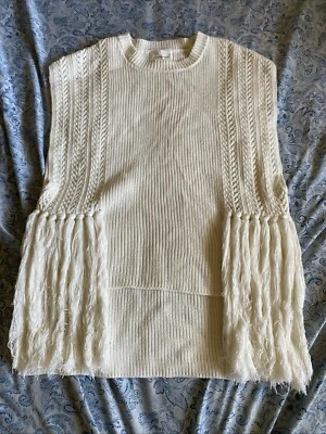 Chaleco Suéter Tejido Anthropologie Flecos Cuello Redondo Crema Talla Única NUEVO $98 Foto 1 de 4