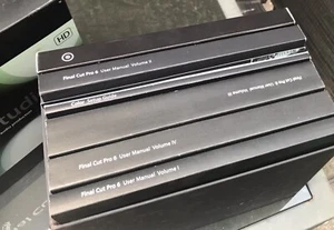 Apple Final Cut Studio 2 HD Retail MA886Z/A - Complete W/ key - Picture 1 of 7