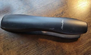 Swingline 77701 - High Capacity Stapler Extended Handle Easier to Use 60 Sheet - Picture 1 of 5