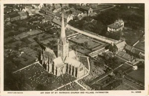 REAL PHOTO AERIAL VIEW POSTCARD ST. PATRICK'S CHURCH, PATRINGTON, EAST YORKSHIRE - Bild 1 von 2