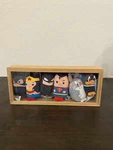 DC And Looney Tunes Mini Plush Figurines In A Display Box - Picture 1 of 9