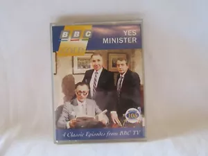 2 CASSETTE AUDIO BOOK YES MINISTER. - Foto 1 di 2