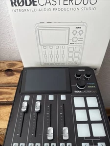 Rode Rodecaster Duo Audio Production Studio für Podcasts Streaming - Bild 1 von 4
