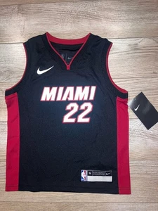 Jimmy Butler #22 Miami Heat NBA Basketball Nike Trikot Jungen Kleinkind M 5-6 5T NEU - Bild 1 von 3