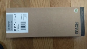 2017 ORIGINAL EPSON T5447 HELLSCHWARZ TINTE STYLUS PRO 4000 9600 220ml FABRIKVERSIEGELUNG - Bild 1 von 1
