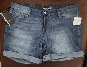 NEW! DKNY JEANS BLEECKER RELAXED Blue Bermuda Shorts Denim Pockets Lghtwt 16 NWT - Picture 1 of 8