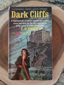 Dark Cliffs - F. E. Smith (A Paperback Library Gothic Romance) - Bild 1 von 4