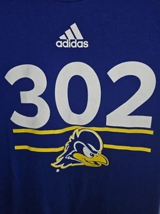 University Of Delaware 302 Adidas Xl Mens Blue Graphic Logo Tshirt NCAA - Picture 1 of 11