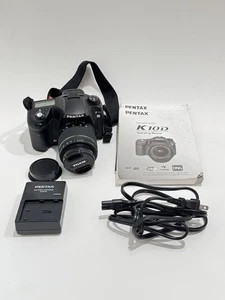Batería y cargador de lente zoom Pentax K10D DSLR con AF 18-55 mm f3,5-5,6 - Imagen 1 de 12