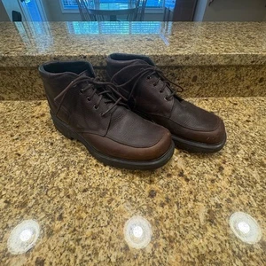 Botas bajas Dr Martens de cuero marrón para hombre talla 10 punta cuadrada cuero granulado usadas en excelente estado - Imagen 1 de 10