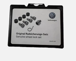 NEW GENUINE Volkswagen 2019-2023 Atlas ID.4 Lockable Wheel Bolt Set 3CN071597 - Picture 1 of 3