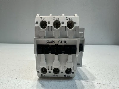 Danfoss CI 30 Contactor: 3-pole, NO x3, 24VAC, 30A, screw terminals, 690V - Image 1 of 4