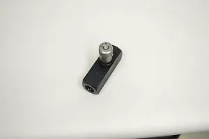 VÁLVULA DE CONTROL DE FLUJO PARKER F620S - Imagen 1 de 7
