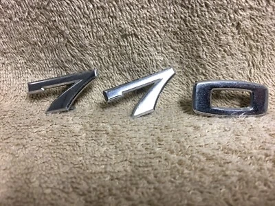 USADO AMC 3490322 3490326 1963 RAMBLER CLASSIC 770 CROMO NÚMERO EMBLEMAS (3) Foto 1 de 4