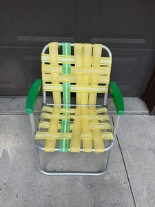 Aluminum Folding Chair Beach Lawn Webbed Weave Green White Yellow Vintage - Picture 1 of 9