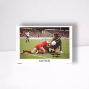 Manchester United Alex Stepney 1977 FA Wohltätigkeitsschild handsignierter Druck - Bild 1 von 1