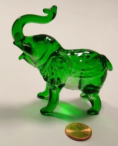 Emerald Green Elephant Art Glass Figurine raised trunk miniature circus luck - Picture 1 of 6