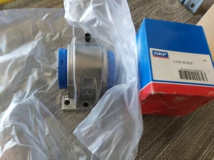 SKF LUCS40-2LS SKF LUC S40-2LS Unità sfera cuscinetti lineare Ball Bearing - Picture 1 of 10
