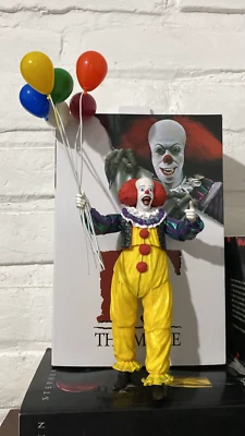 IT i Stephen King Action Figure Pennywise Figura 20 cm Neca CON SCATOLA ORGINALE - Immagine 1 di 4