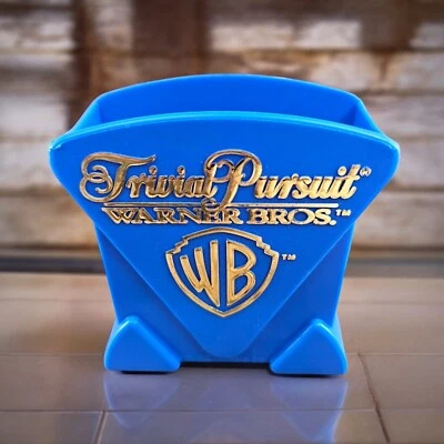 VTG Trivial Pursuit WARNER BROS Family Edition Card Holder Replacement Part 1999 - Image 1 of 3