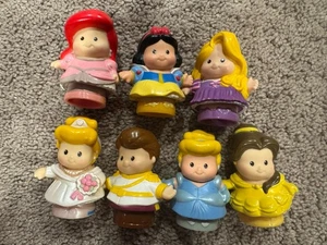 Lot Of 7 Little People Disney Princess Snow White Cinderella Charming Ariel Bell - Picture 1 of 1