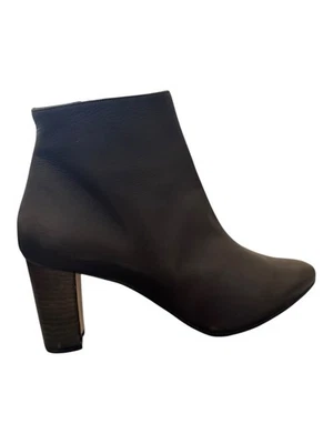 MANOLO BLAHNIK INSOPO 70 ANKLE Booties BOOTS BLACK Size Left 39.5 Right 39 - Image 1 of 4