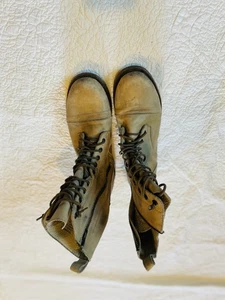 Freebird Chase Leder Kampfstiefel Größe 9 cremefarben abgenutzt - Bild 1 von 5