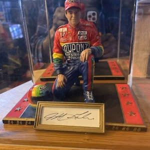 HANDSIGNIERTE JEFF GORDON 1994 FIGUR 195/975 SPORTS IMPRESSIONS NASCAR 24 - Bild 1 von 3