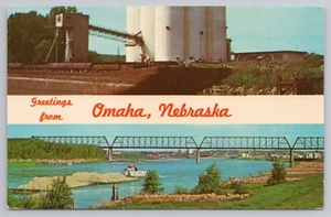 Tarjeta postal de saludos desde Omaha Nebraska vista múltiple de puente y silos - Imagen 1 de 2