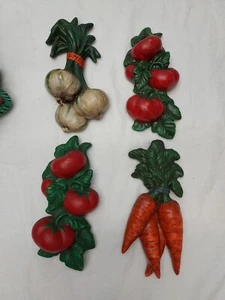 Vtg Chalkware Handpaint Kitchen Decor Vegetables Onion Tomatoes Carrots Onions - Picture 1 of 9