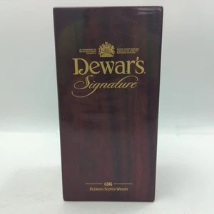 Dewar's Blended Scotch Whisky Signature Bottle Empty Display Box Real Cherry - Picture 1 of 17