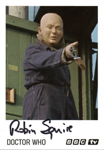 Tarjeta de reparto estilo retro firmada genuina de Doctor Who Autograph: Robin Squire - Imagen 1 de 1