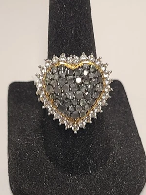 D'Joy Narsipatnam Alexandrite 和白色锆石 3.00 ctw 戒指 18K Vermeil Yell — 第 1/2 张图片