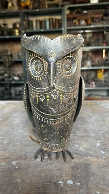 Vintage Hand Made Iron Painted Decorative Owl Shaped Flower Vase Table Pot - Image 1 of 4